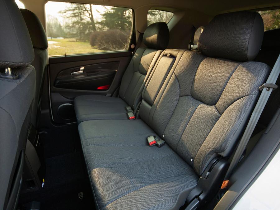  SsangYong Rexton W 2012 года  (фото 11 из 35)